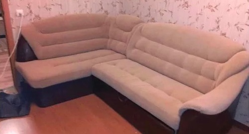 Перетяжка углового дивана. Карачев