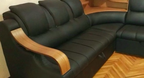 Перетяжка кожаного дивана. Карачев